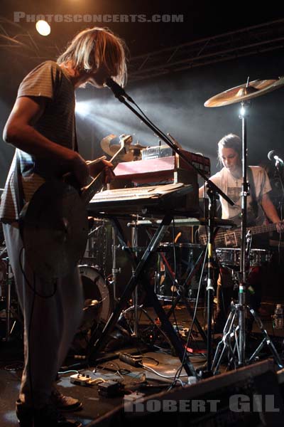 HEADWAR - 2014-11-20 - PARIS - Point Ephemere - Nicolas Belvalette - Carine Donneger